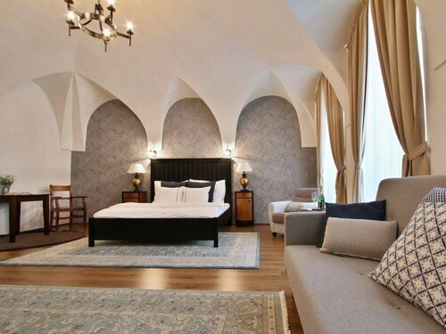 U Šuterů Boutique Hotel, Забронировать Бутик-отель Бутик-отели Праги, рядом с Пороховая башня, Бутик-отель