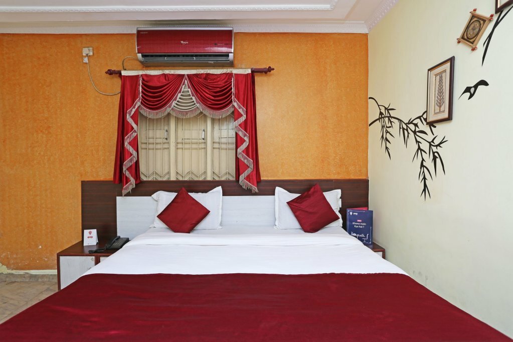 OYO 4526 Jaydev Vihar