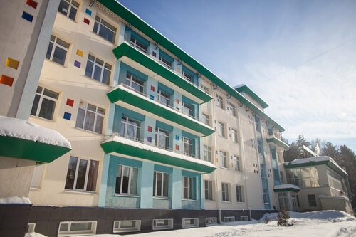 Izumrud, Rezervovat Léčebný ústav Hotely v centru Chaykovskiy, hotely v centru Chaykovskiy