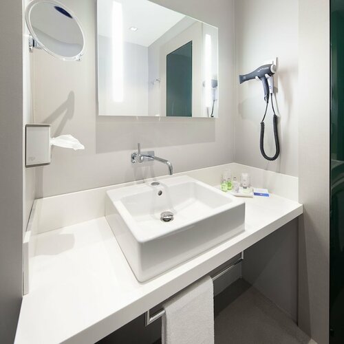 NH Milanofiori, Rezervați Hotel Assago Lombardia
