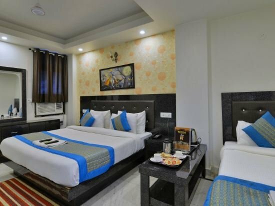 Hotel Hari International by BYOB Hotels At Sec 11 NOIDA