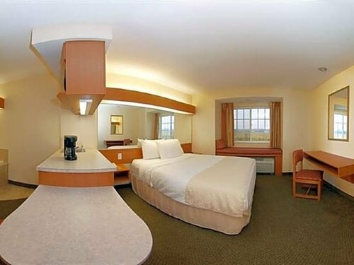 Microtel Inn & Suites by Wyndham Colfax, Book Hotel Colfax Iowa