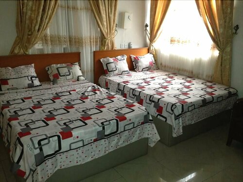Franbec Hotel, Rezerwuj Hotel Hotele w Ejisu-Juabeng ze śniadaniem, Śniadanie