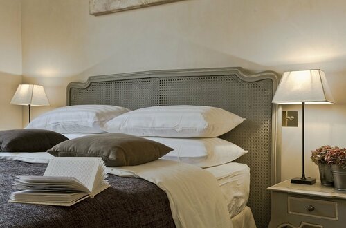 The Orange Public House  Hotel, Забронировать Отель Вестминстер Лондон, рядом с Театр Св. Джеймса