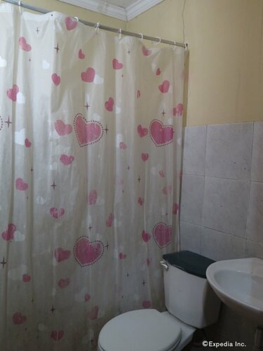 C'est La Vie Pension, Rezervasyon Otel Cebu otoparklı oteller, Otopark