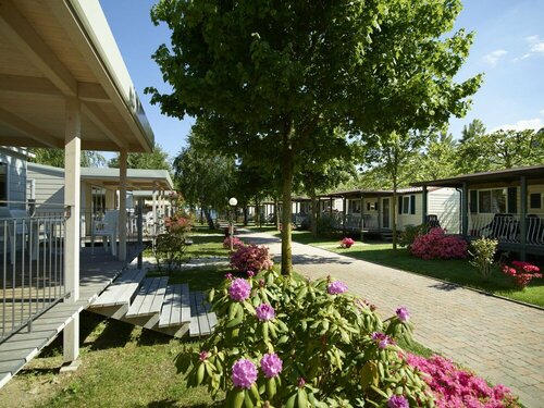 Conca d'Oro Camping & Lodge, Boek Camping Piemonte Campings, Camping