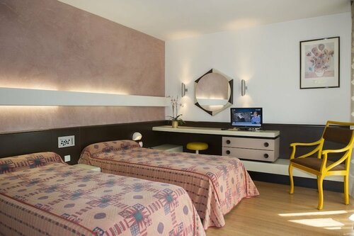 Hôtel Urbain V, Брондау Қонақ үй Mende Lozère