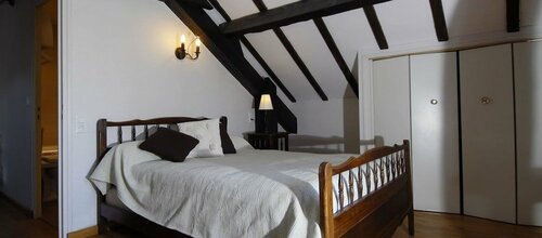 L'auberge Du Chateau, Book Hotel Muret-le-Chateau Aveyron