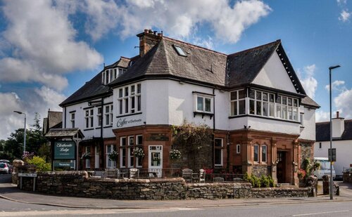 Windermere Park B&B inc Free off-site Health Club, Забронировать Гостевой дом Отели в центре Уиндермир, в центре, Парковка