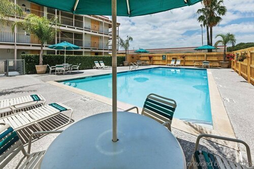 La Quinta by Wyndham McAllen La Plaza Mall, Забронировать Отель Отели Rio Grande Valley 3 звезды, 3*
