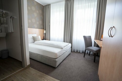 Hotel Stadt Lüdenscheid, Забронировать Отель Люденшайд Зауэрланд, рядом с Музей радио и электричества Phaenomenta