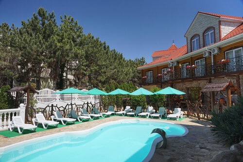 Roman, Prenota Hotel Hotel a Crimea con parcheggio, Parcheggio
