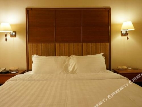 Gladden Hotel Shilong, Забронировать Отель Дунгуань Дунгуань