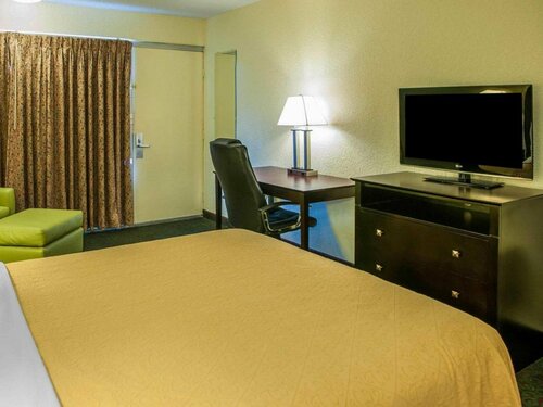 Quality Inn Huntingburg - Jasper, Забронировать Отель Джаспер Индиана
