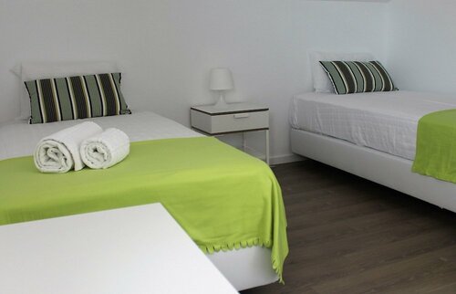 UAU Hostel, Забронировать Хостел Фигейра-да-Фош Бейра-Алта