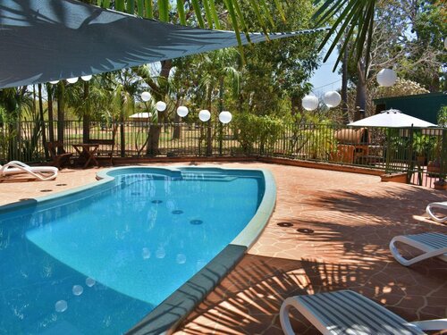 Parry Creek Farm Tourist Resort & Caravan Park, Buchen Sie Bauernhof Hotels mit Pool in Kimberley, Schwimmbad
