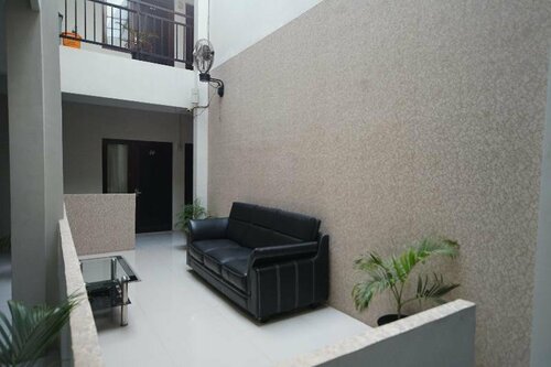 OYO 322 Maleo Residence Palembang I, Забронировать Отель Палембанг Суматра
