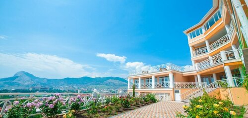 Guest house Shelen,  Pensjonat Hotele w Crimea z Parkingiem, Parking