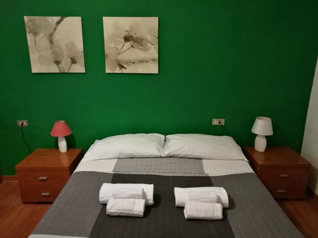 Ares Rooms