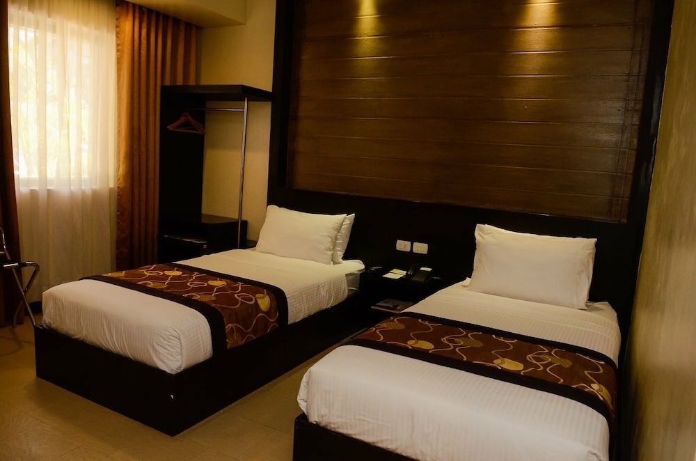 Square Suites