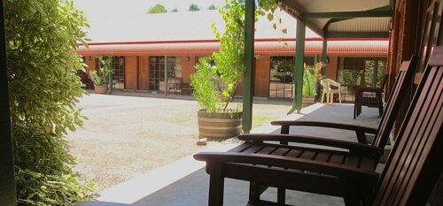 The Harrietville Snowline Hotel, Buchen Sie Motel Harrietville Victorian High Country