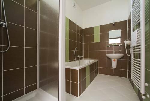 Hotel Zámeček, Prenota Hotel Poděbrady Boemia centrale