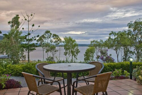 Tinaroo Lake Resort, Boek Resort Tinaroo Queensland