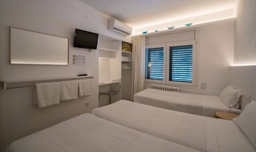 Hostal Marina Cadaqués, Забронировать Отель Кадакес Cap de Creus Nature Reserve