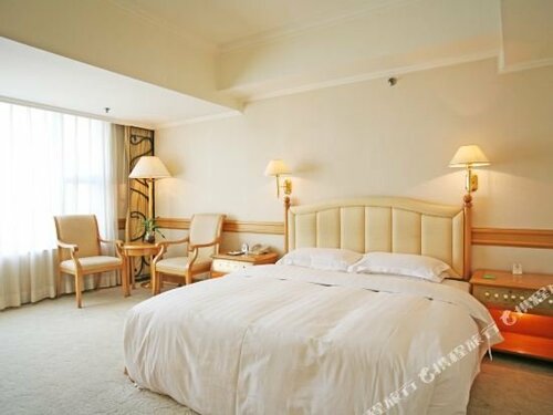 Guangzhou Hotel, Забронировать Отель Отели Пекина с завтраком, рядом с Beijing Paris Lafayette Department Store, Завтраки