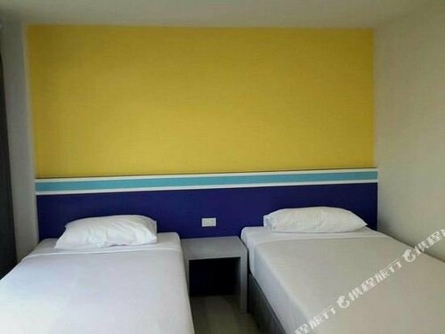 Sakura Budget Hotel, Забронировать Отель Отели Южного Таиланда с парковкой, Парковка