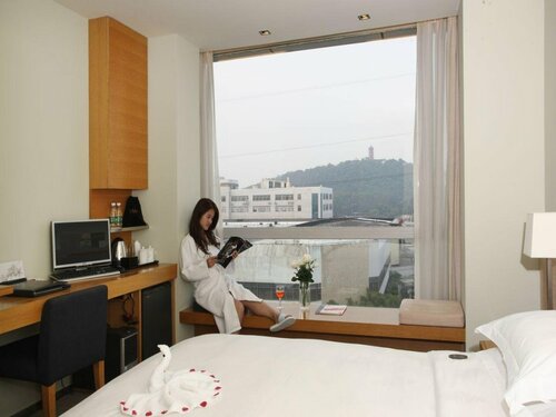 Hotel Kapok, Prenota Hotel Bin Hu District 