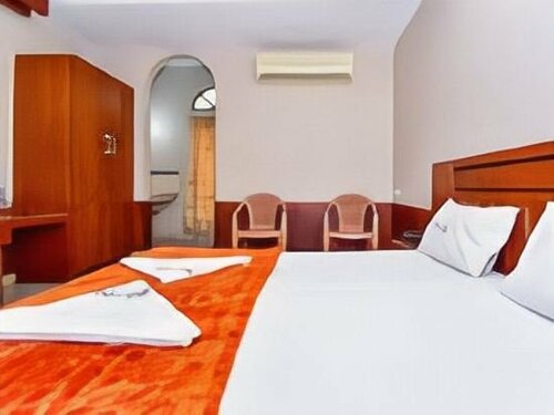 New Cape Hotel, Забронировать Отель Отели Канниякумари с завтраком, Завтраки