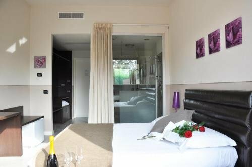 Rimmel Motel, Reserva ahora Motel Parma Emilia-Romaña