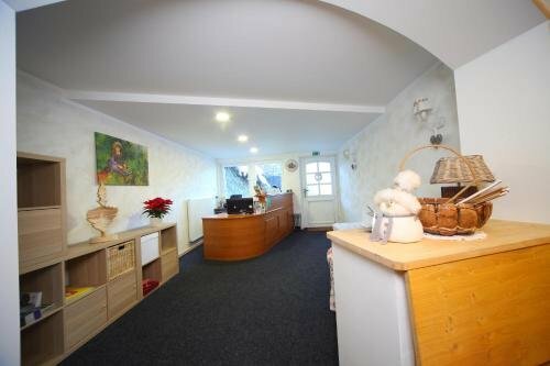 Vila Edelweiss Rooms & App Kranjska Gora, Buchen Sie Hotel Gozd Martuljek 