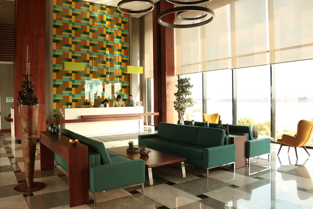 ‪Holiday Inn Istanbul