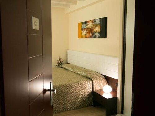 Hotel Calinferno, Забронировать Отель Отели Кодонья с парковкой, Парковка