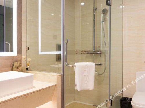 Park Lane Hotel Shunde Foshan, Rezerwuj Hotel Hotele w Guangdong z parkingiem, Parking