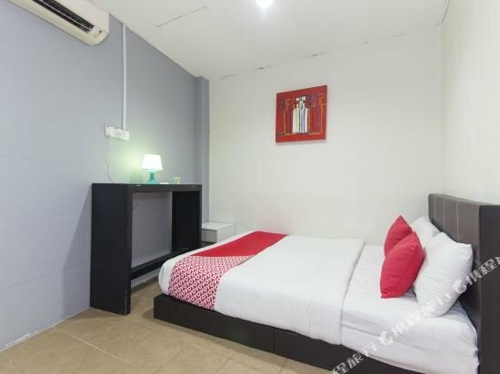 Zero Hour Hotel