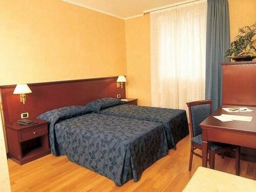 Hotel Terminal, Забронировать Отель Центральный вокзал Милан, рядом с Репубблика