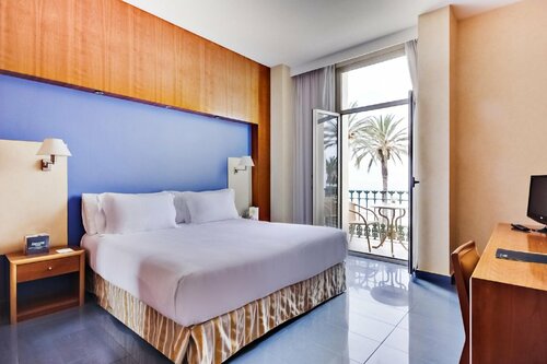 Sercotel Kalma Sitges, Забронировать Отель Отели Ситжес с бассейном, Бассейн