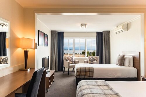 Suncourt Hotel & Conference Centre, Забронировать Отель Таупо Lake Taupo