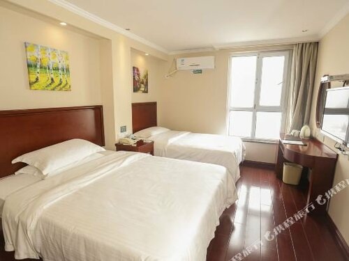 GreenTree Inn Anhui Mingguang Chihe Avenue Guancheng International City Express Hotel, Reservar Hotel Hotéis de 3 estrelas em Mingguang, 3*