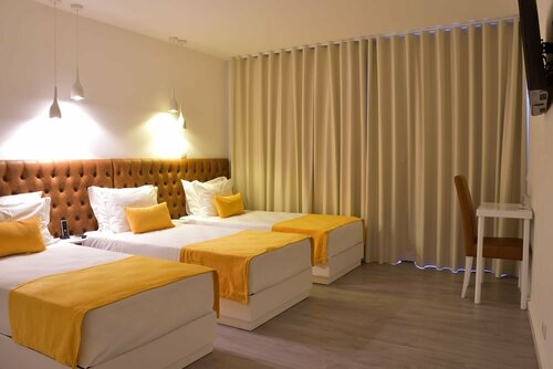 Hotel Sol Algarve by Kavia, Забронировать Отель Отели Фару с завтраком, рядом с R. Conselheiro Bivar, Завтраки