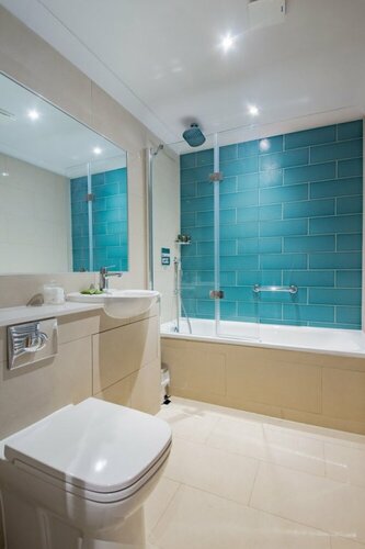 The Eaton Oak, Rezervați Hotel Hoteluri de afaceri în Merseyside, 4* 5*