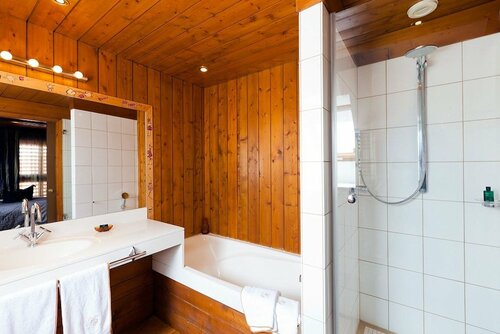 Hotel des Berges, Restaurant Gastronomique & Spa, Book Hotel  