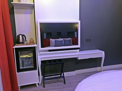 Ferush Boutique Hotel, Забронировать Отель Отели Урла с парковкой, Парковка