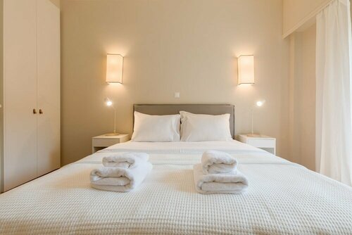 Chic Flat at Kolonaki in Heart of Athens, Забронировать Отель Отели Афины 3 звезды, рядом с Byzantine Museum, 3*