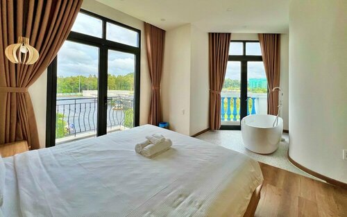 Hanz Sofia Hotel Grand World, Забронировать Отель Отели Острова Фукуок с парковкой, Парковка