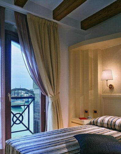 Haven Hostel Giudecca, Забронировать Хостел Отели Венеции с парковкой, рядом с Gallerie dell' Accademia, Парковка