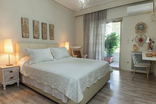 Stylish Athinas House in Kallithea, Забронировать Апартаменты/квартира Каллифея Афины